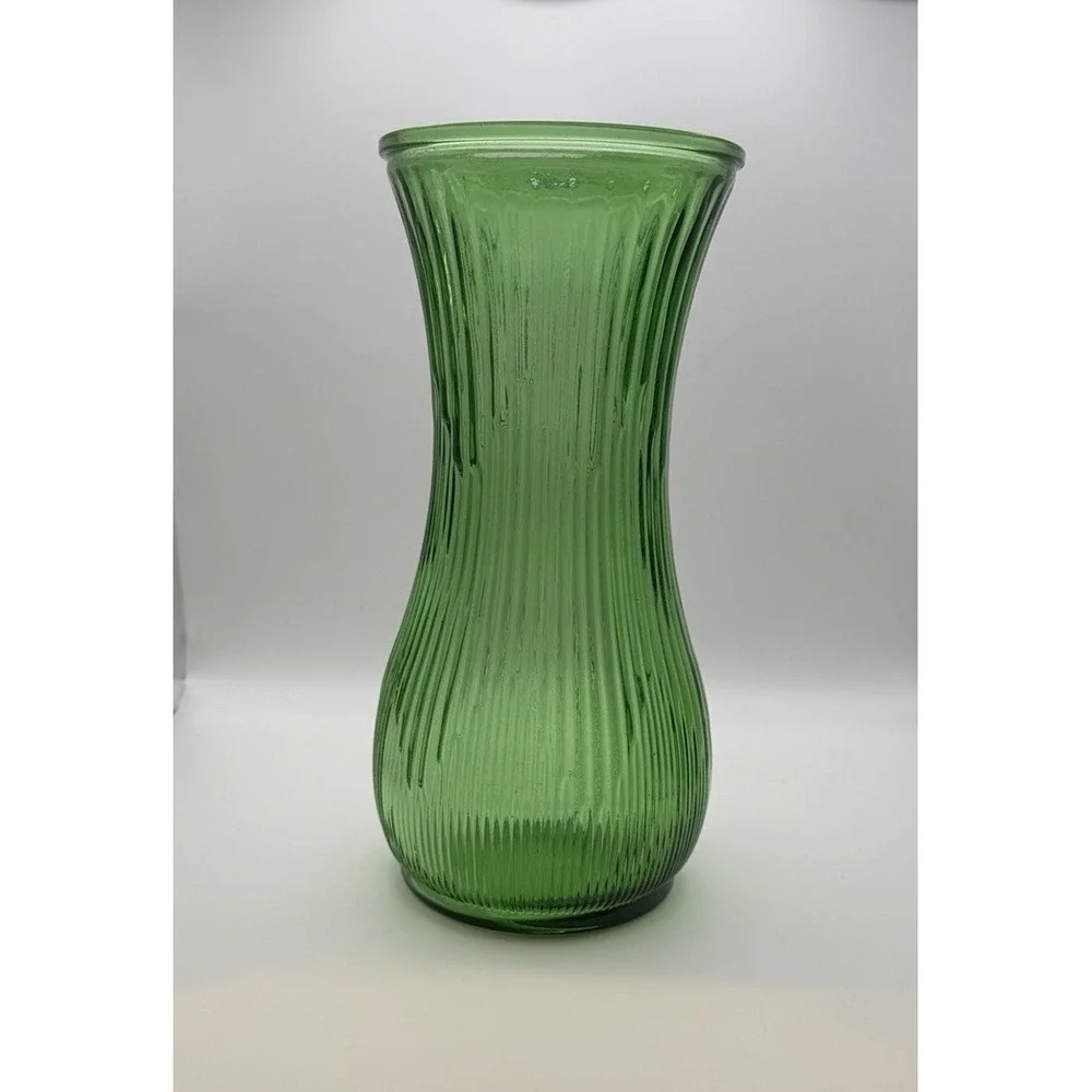 Vintage Hoosier Glass Green Ribbed Vase 4087-A 10